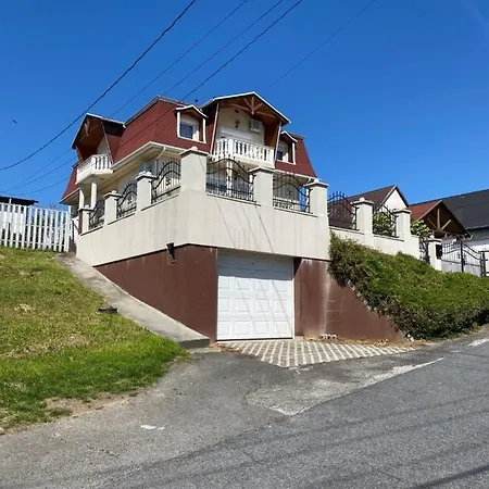 Apartmán Arany Apartmanhaz Zalagyoengye *