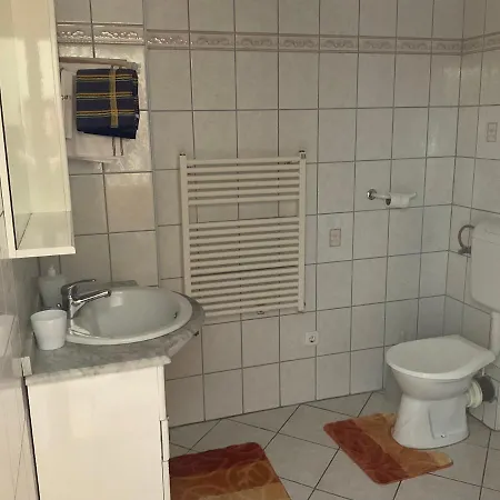 Arany Apartmanhaz Zalagyoengye Apartment Zalakaros