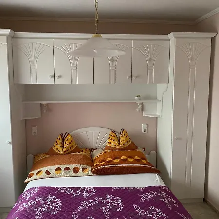 Arany Apartmanhaz Zalagyoengye * זלקרוס